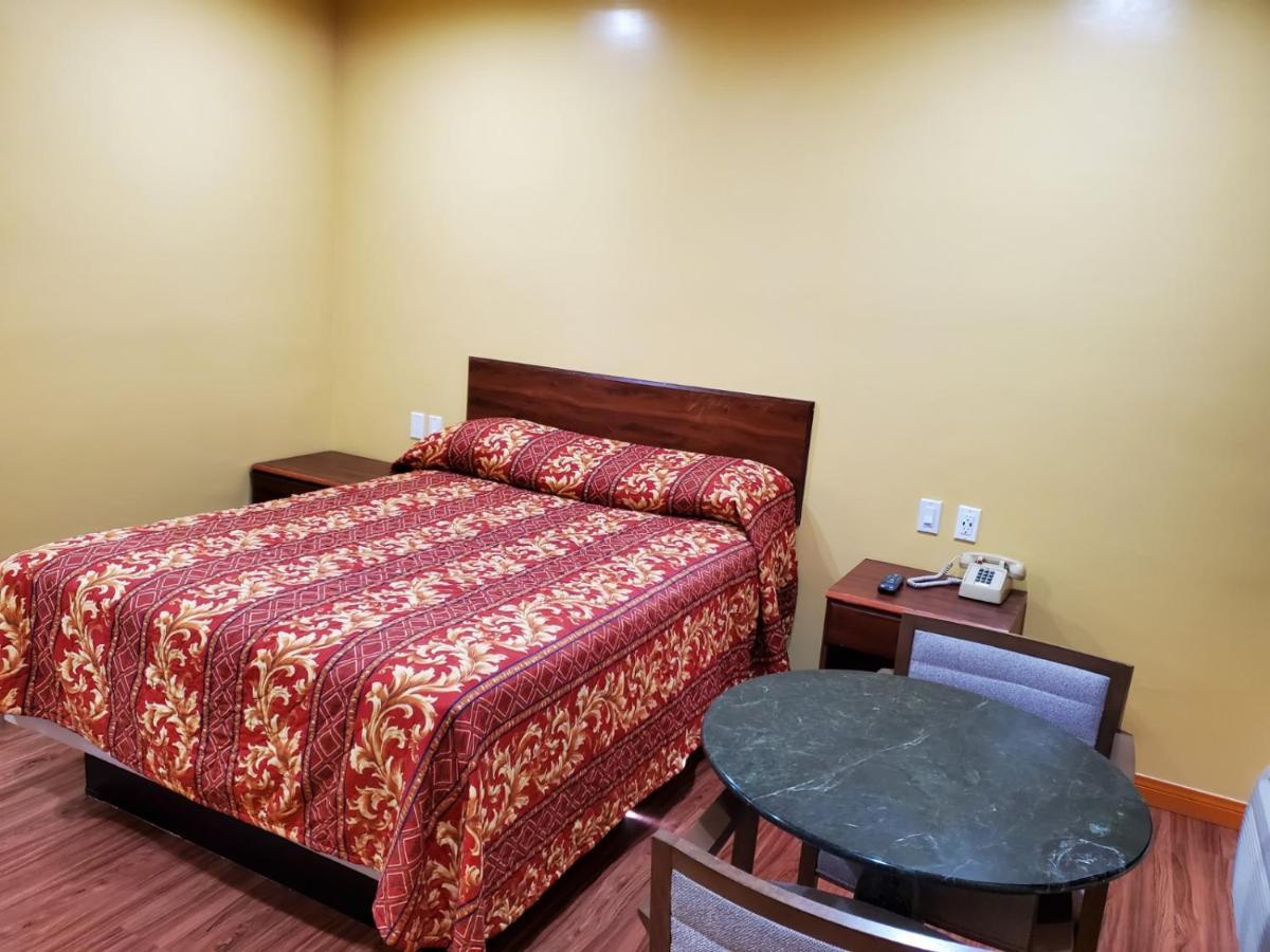 סאות' גייט Sunrise Inn מראה חיצוני תמונה